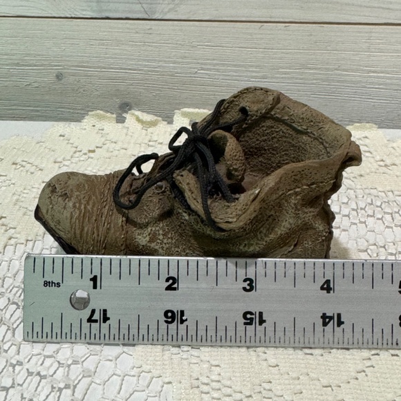 Vintage Handmade Resin Collectible 1920s Style Boot Signed By P.I.S.C - Picture 8 of 8